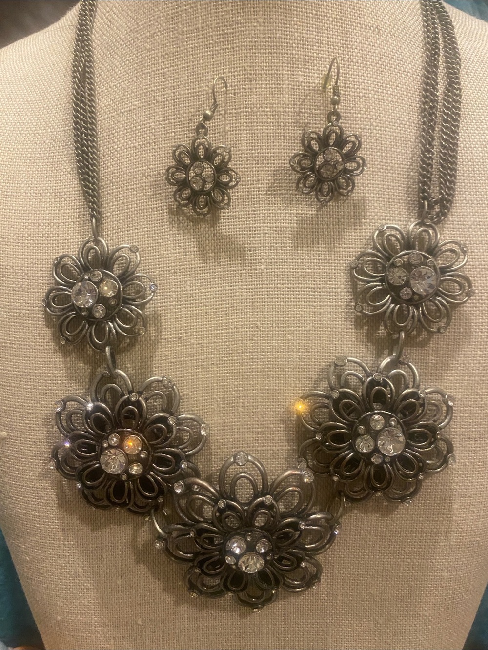 Silver-Tone Floral Crystal Necklace & Earring Set